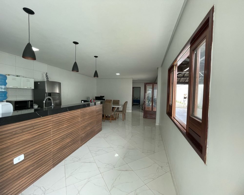 5b6305d0-88f7-4c26-b287-e3d4ffa0e165