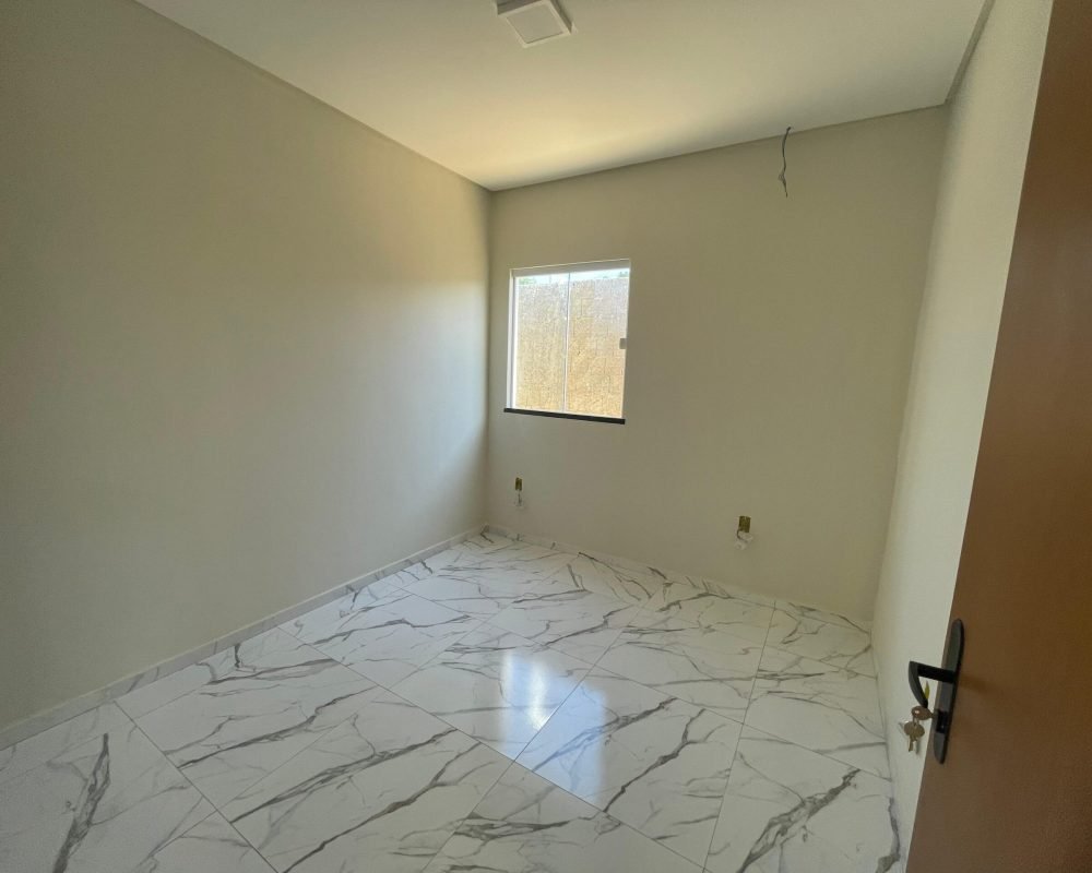 77d5ace9-7b43-479d-bf2d-be8b4984179e