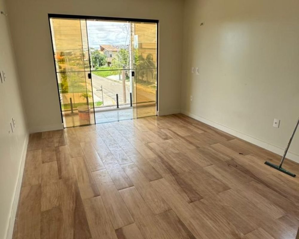 WhatsApp Image 2026-04-09 at 16.13.12 (3)