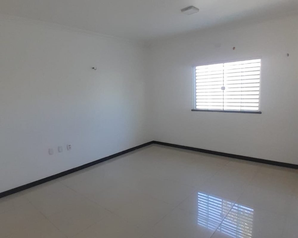 WhatsApp Image 2026-04-18 at 10.01.27