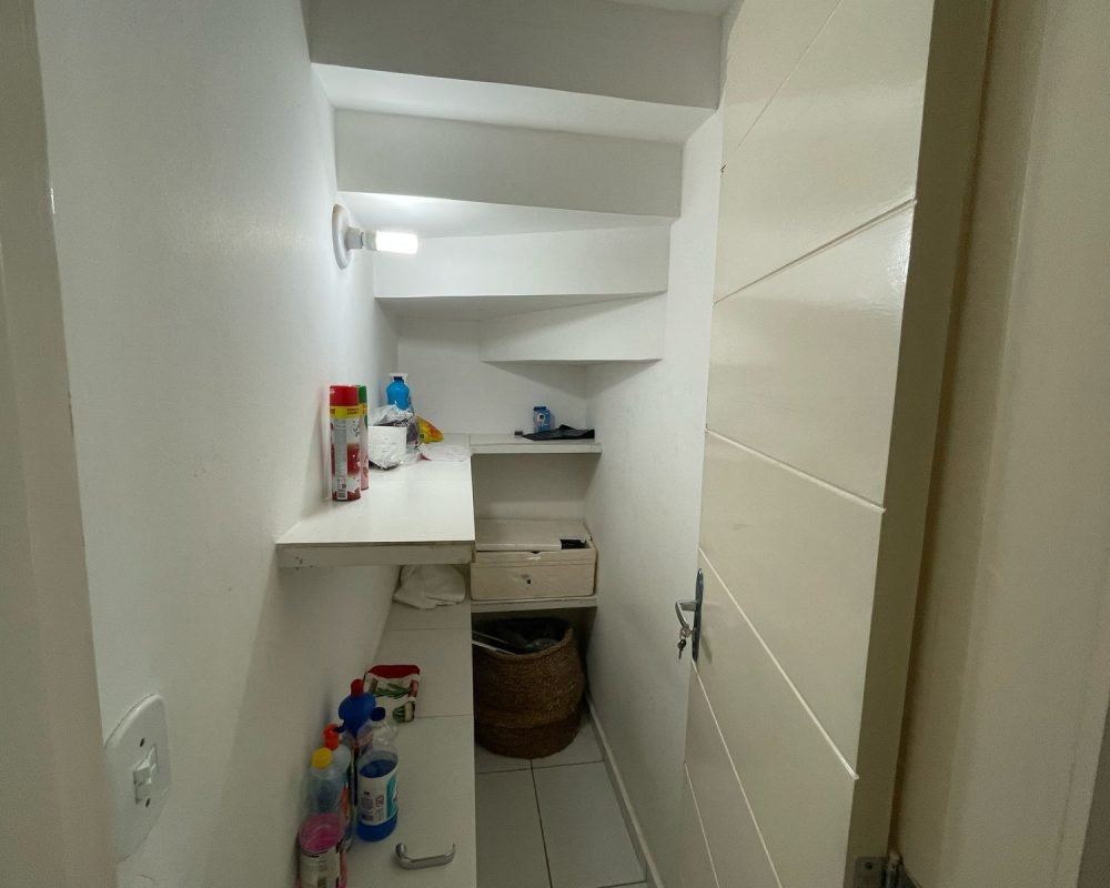 c3928d72-43f8-4786-95de-d2278fbea824